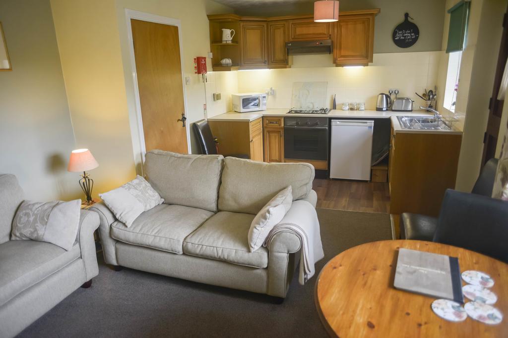 Sutton  The Whitestonecliffe Inn חדר תמונה