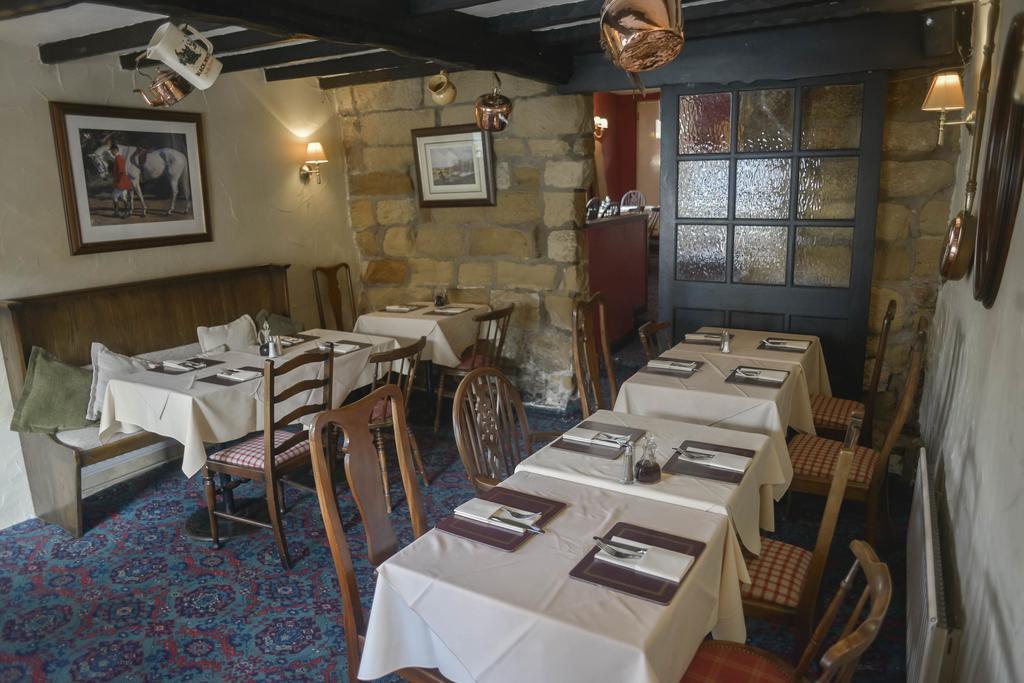 Sutton  The Whitestonecliffe Inn מראה חיצוני תמונה
